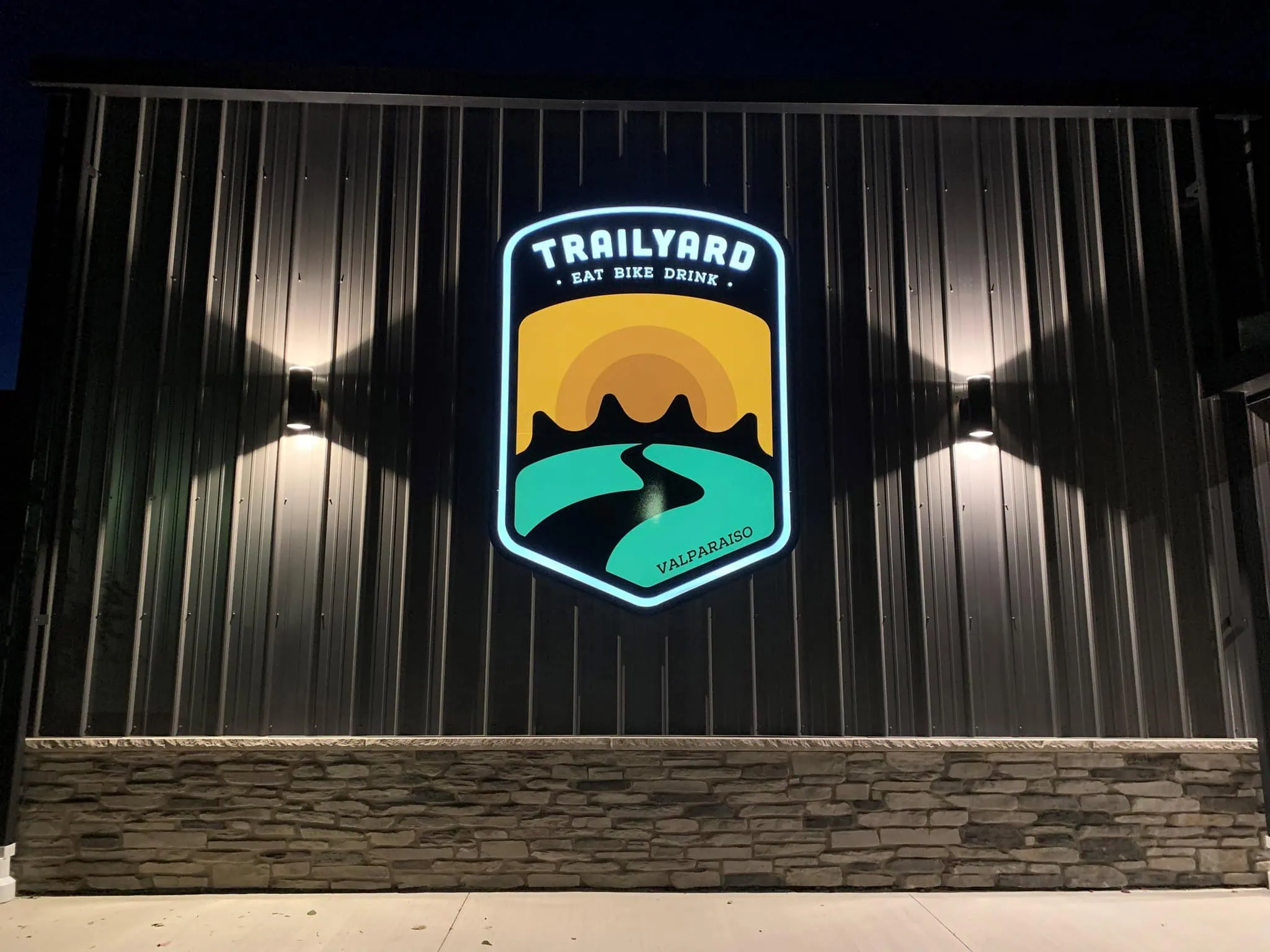 Chicago IL Venue Signage | Legacy Sign Group